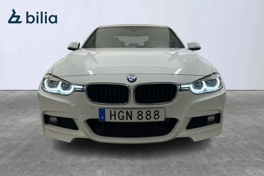 Bild 2 av BMW 320d xDrive Sedan M-Sport/Drag/M-Värm/Shadowline/SoV-Hjul