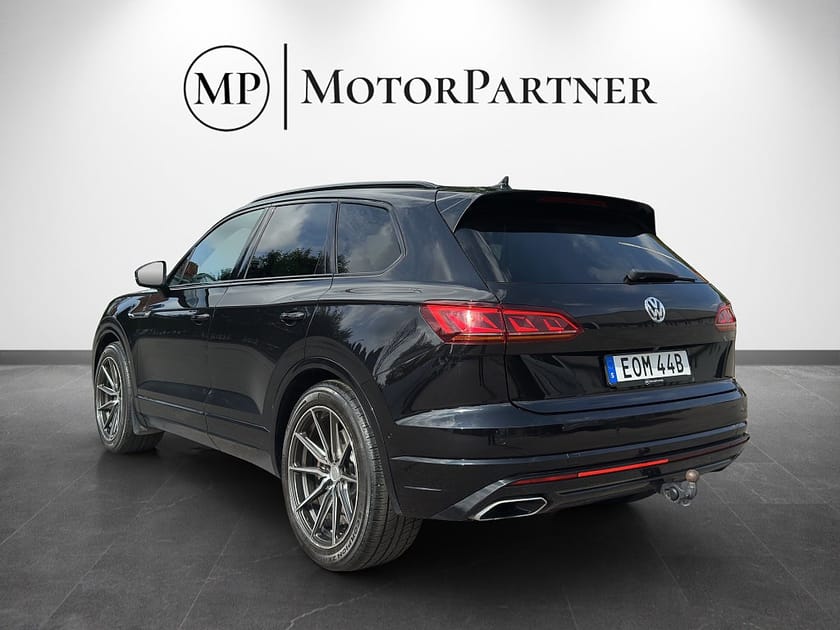 Bild 5 av Volkswagen Touareg 4.0 V8 TDI 4M Pano Dynamic Värmare VOSSEN Kamera 421hk