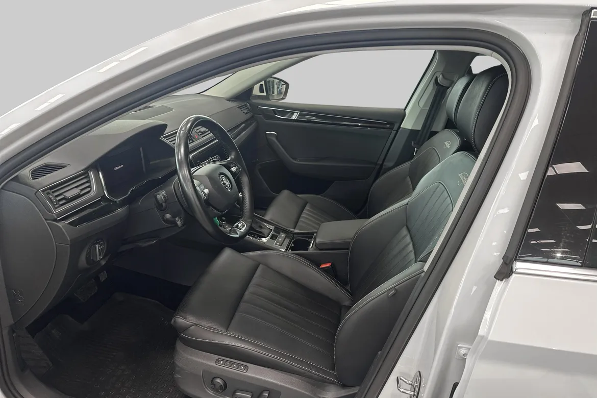 picture of a car