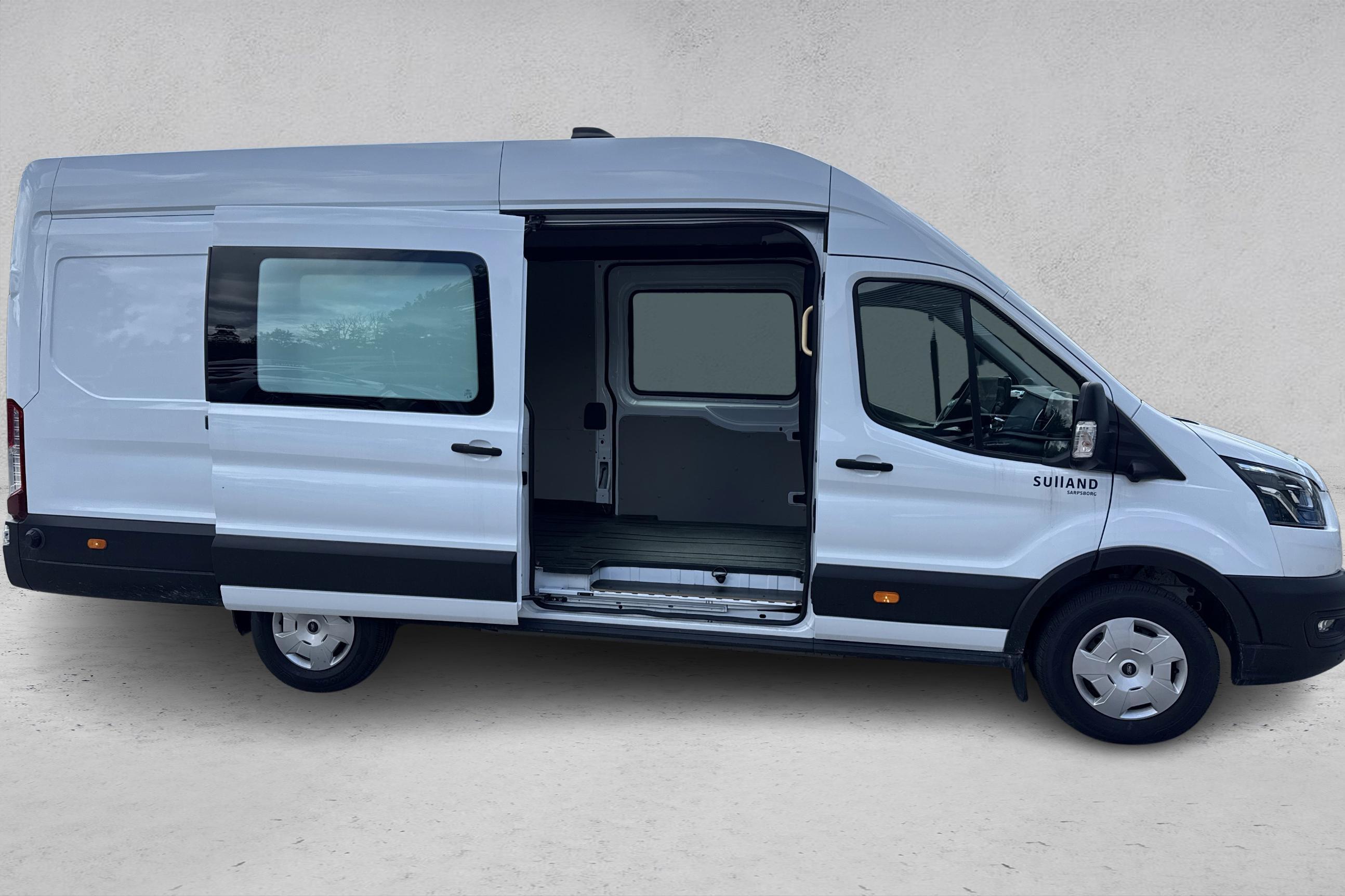 Thumnail bilde 3 av Ford E-Transit 425