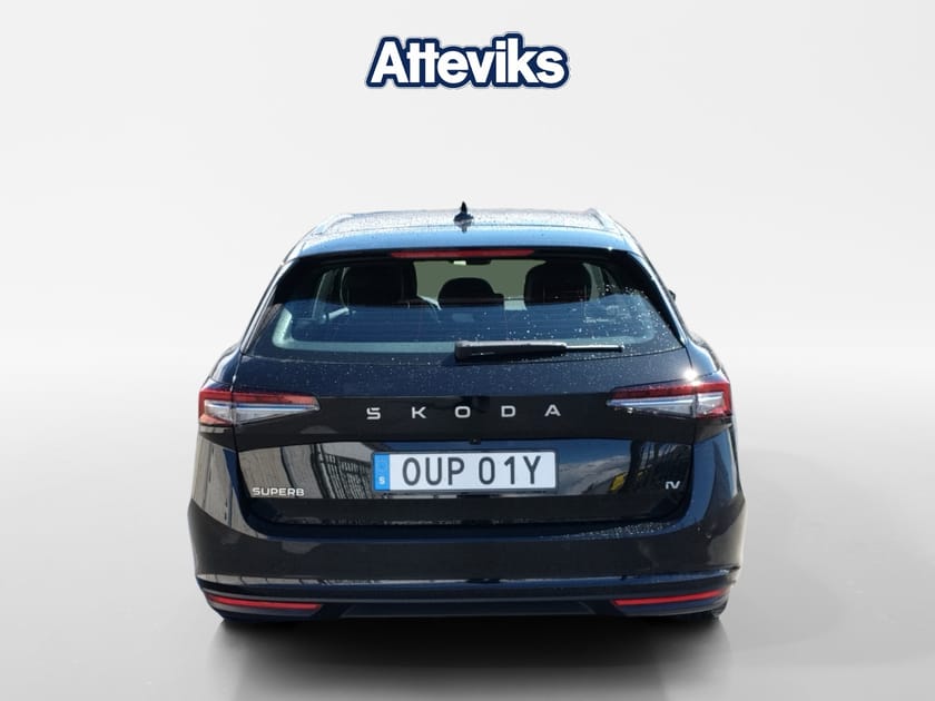 Bild 4 av Škoda Superb iV Kombi SELECTION 204 HK Drag Värmare Kamera