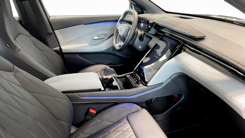 Bild 3 av Ford Capri EV Extended Range RWD PREMIUM LONG 286Hk Förarassistans