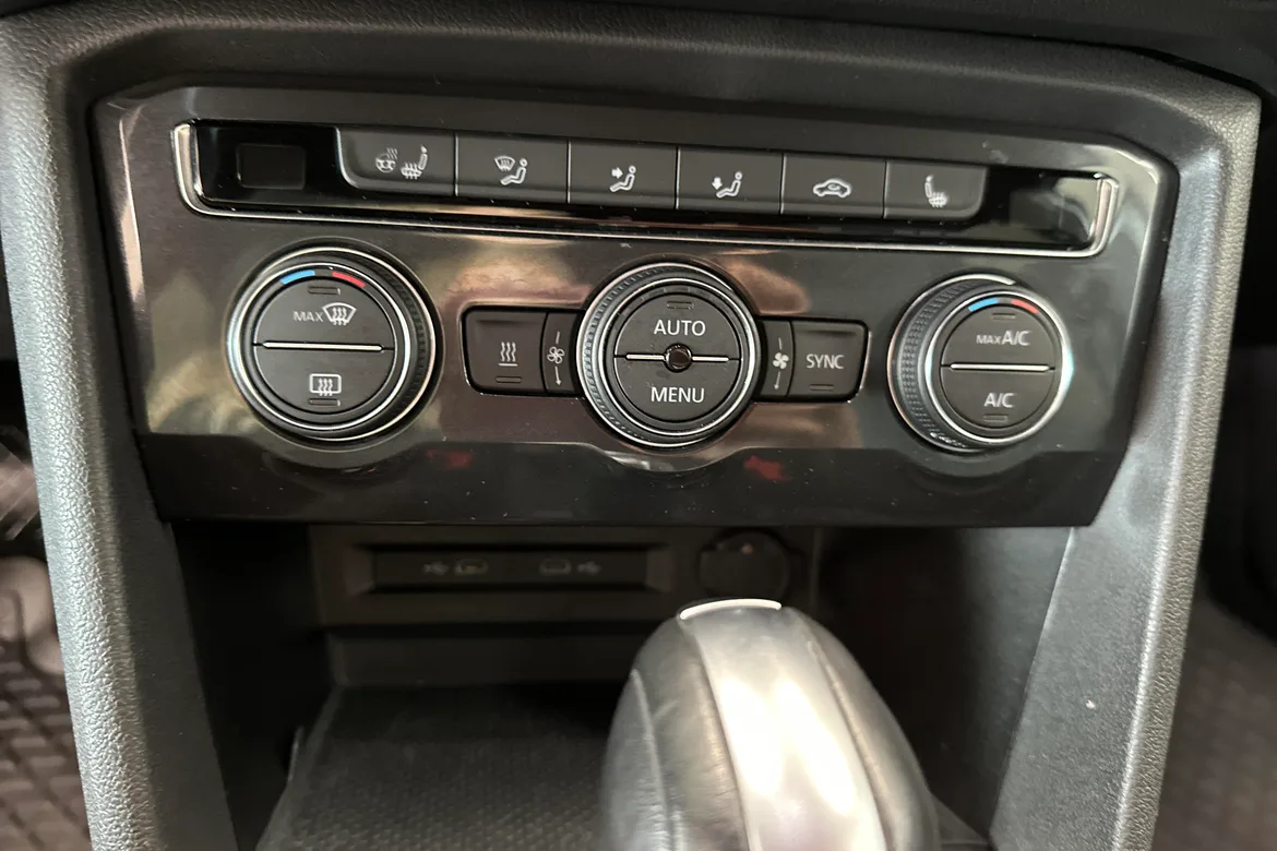 picture of a car