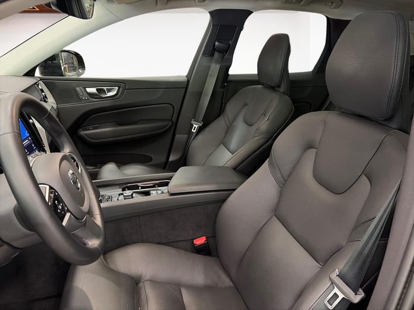 Bild 2 av Volvo XC60 T6 Plus Dark Edition