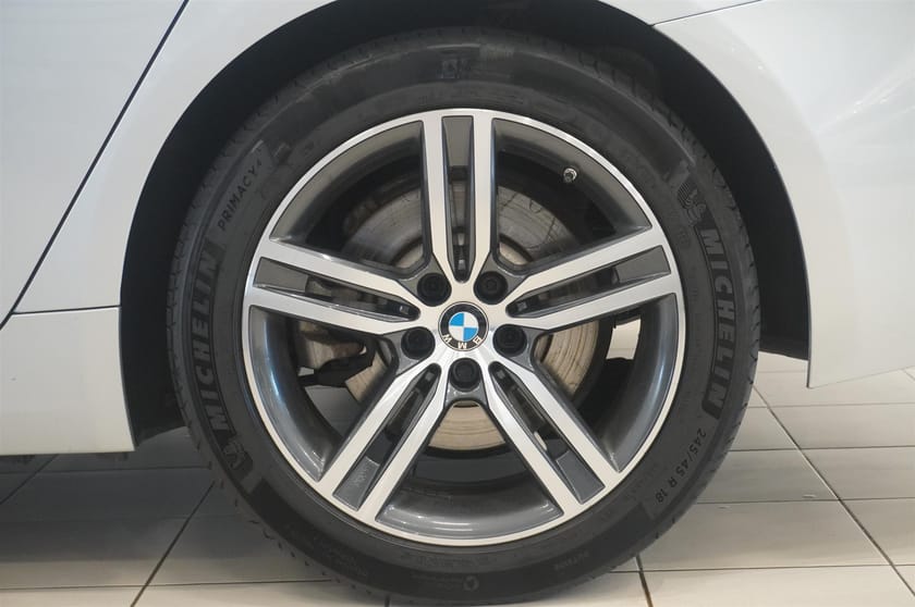 Bild 5 av BMW 530e xDrive Touring Komfort Pano 292hk