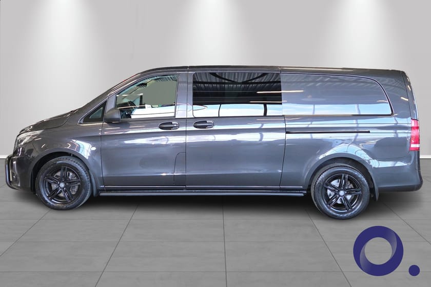 Bilde 1 av Mercedes-Benz Vito 119 CDI 4x4 3.2t A3 | Hengerfeste, Adaptiv Cruise ++