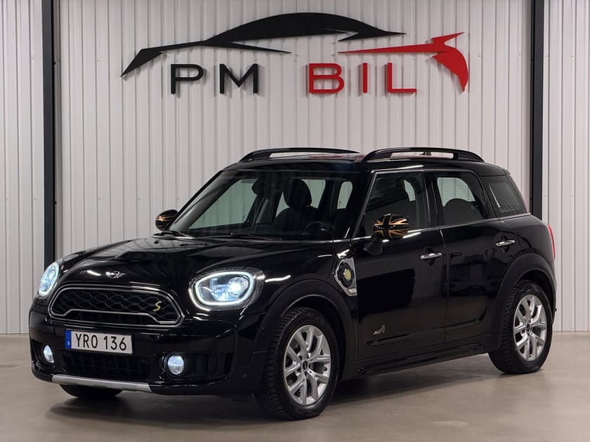 Bild 1 av MINI Countryman Cooper SE ALL4 Salt II Navigator S&V-Hjul Nyservad