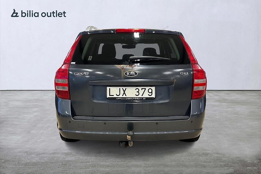 Bild 4 av Kia cee'd_sw SW 1.6 CRDi / Dragkrok / Motorvärme m Kupéfläkt