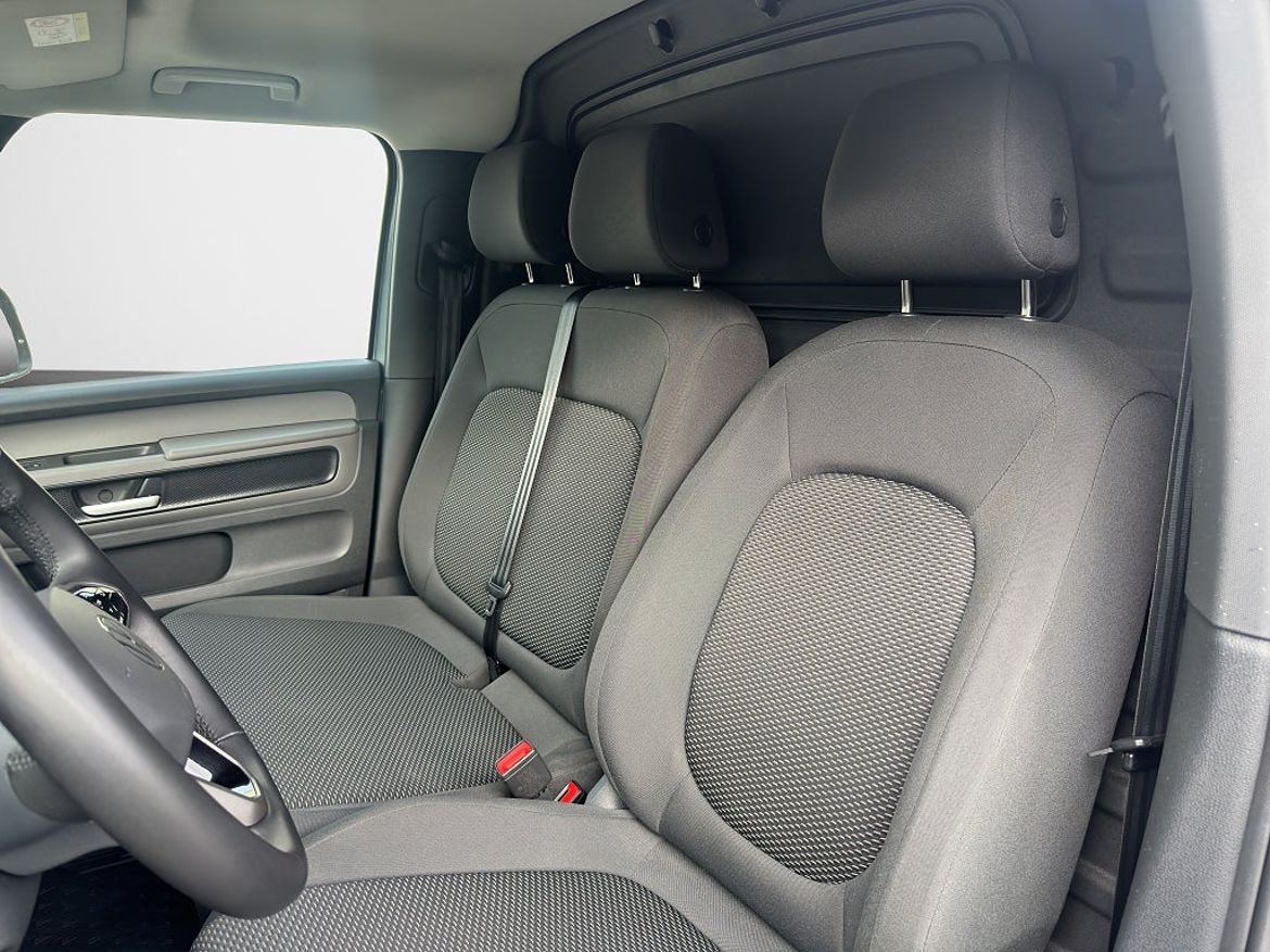 Volkswagen ID. Buzz Cargo, bild 10 av 19