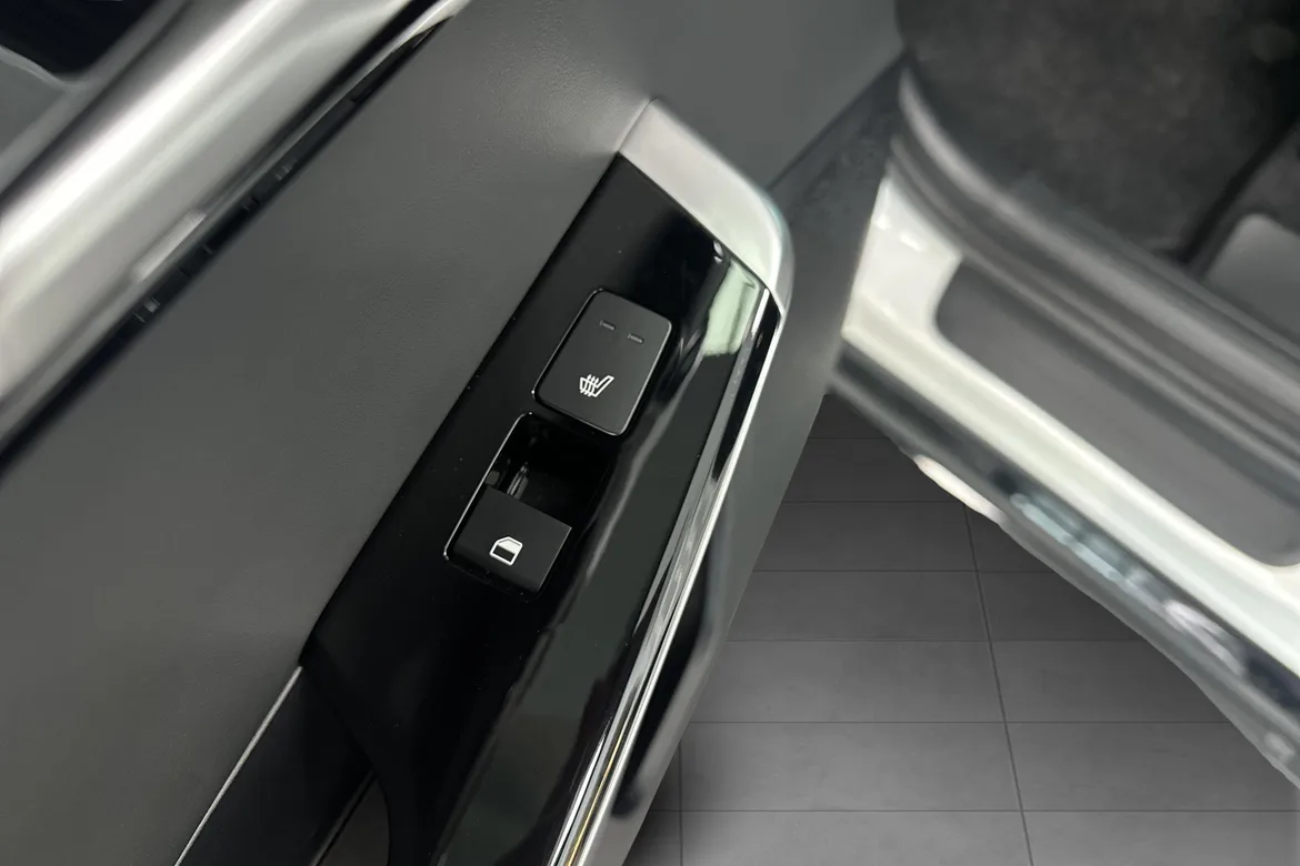picture of a car