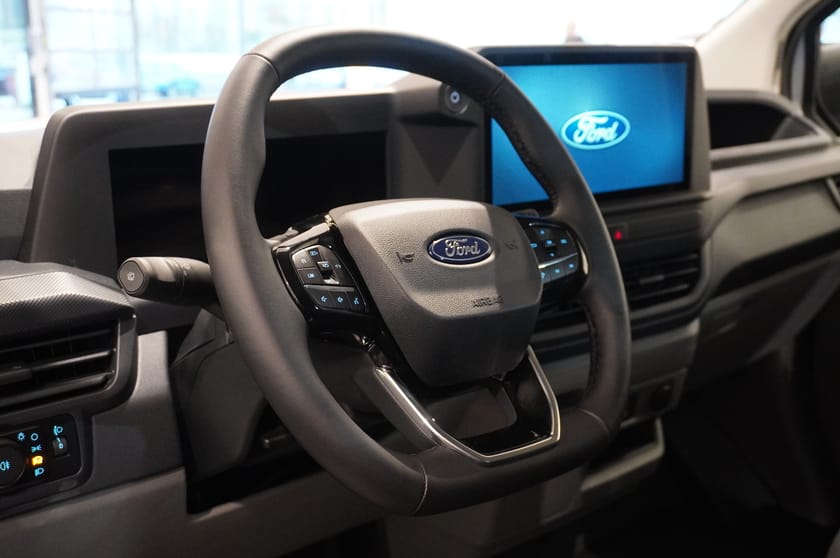 Bild 3 av Ford E-Transit Custom 340 E-Custom Skåp Trend 340l LWB Elmotor 100kW 136hk 1-Vxl Rwd El