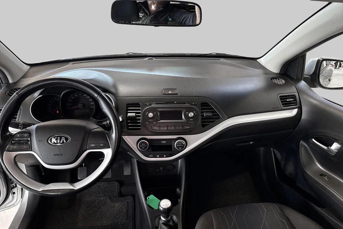 picture of a car