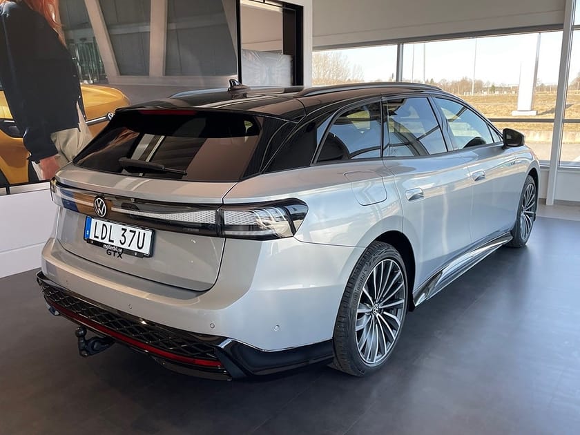 Bild 3 av Volkswagen ID.7 GTX Tourer 86 KWH BATTERI 340 HK 1 VXL