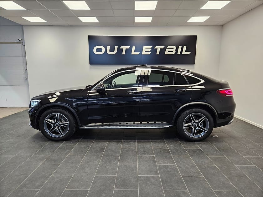 Bild 2 av Mercedes-Benz GLC 400 d Coupé 4MATIC AMG Cockpit Burmester Taklucka Drag