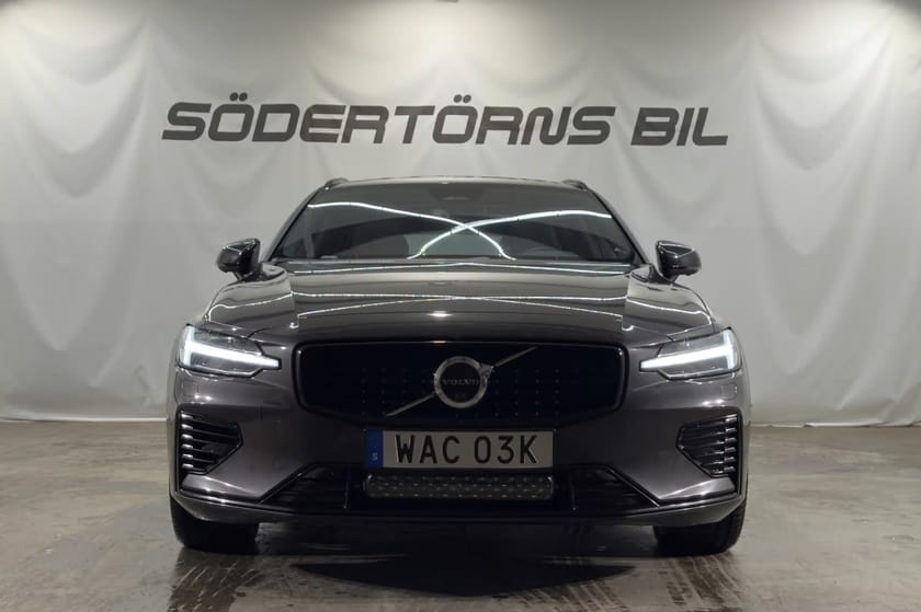 Bild 4 av Volvo V60 T6 AWD R-DESIGN+ ULTIMATE DARK DRAG 360 ORREFORS MOMSBIL