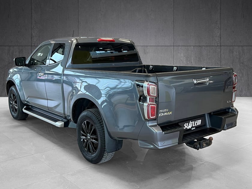 Bilde 3 av Isuzu D-Max Space Cab 163 HK, AUT,4X4,KROK(3500KG),NY SERVICE...