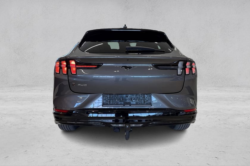 Bilde 4 av Ford Mustang Mach-E Long Range AWD First Edition LR / Pano / Teknopakke / B&O / Krok