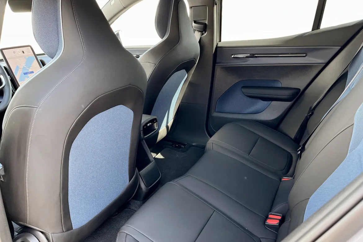 Volvo EX30 Single Motor Extended Range