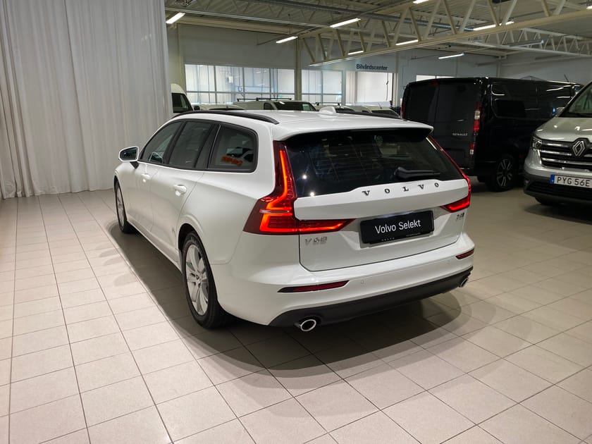 Bild 4 av Volvo V60 D4 AWD Momentum SE II
