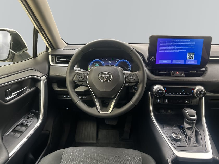 Bild 3 av Toyota RAV4 Hybrid AWD-i 2.5 HSD ACTIVE KOMFORT / V-Hjul/Drag/60mil
