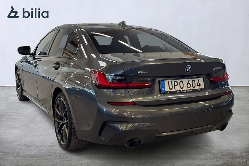 Bild 2 av BMW 330e xDrive Sedan M Sport M Performance HiFi Värmare Kamera