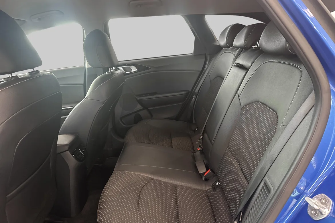 picture of a car
