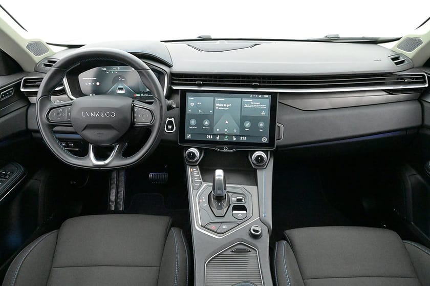 Bild 5 av Lynk & Co 01 PHEV Pano 360 Adap Farth Infinity BLIS 360