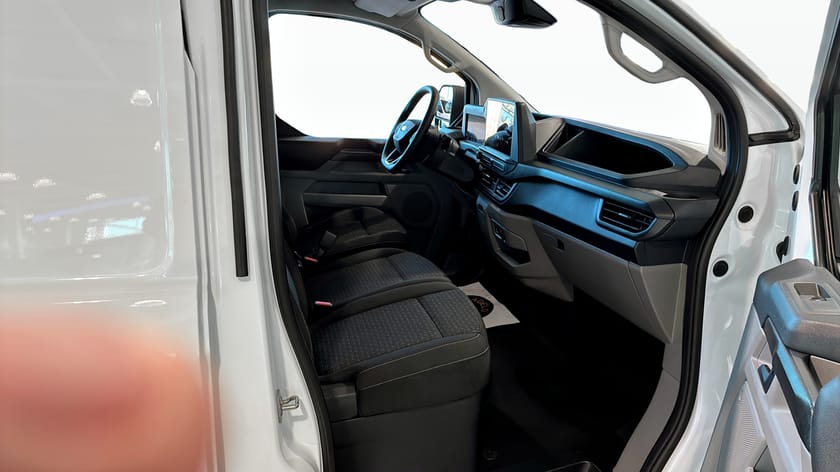 Bild 3 av Ford Transit Custom 320 Trend Skåp 320L 170HK Aut / Drag / Värmare