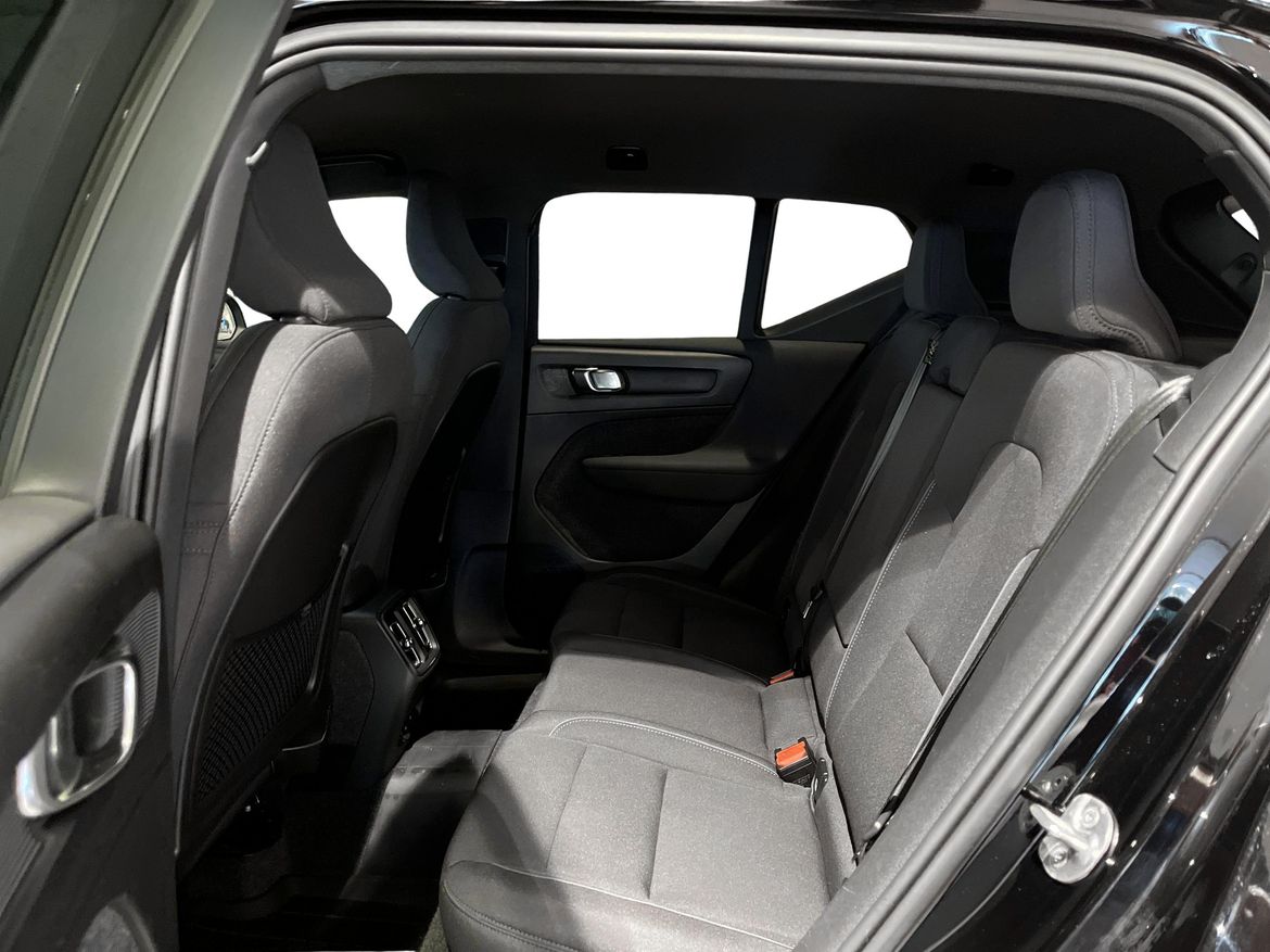 Volvo XC40 2023 - miniatyr 7