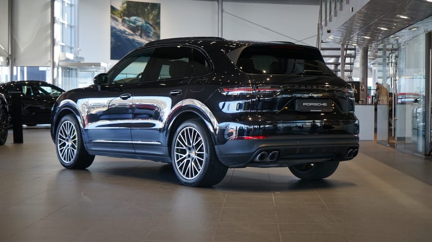 Bild 2 av Porsche Cayenne E-Hybrid 