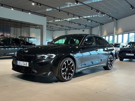 BMW 330e xDrive Sedan