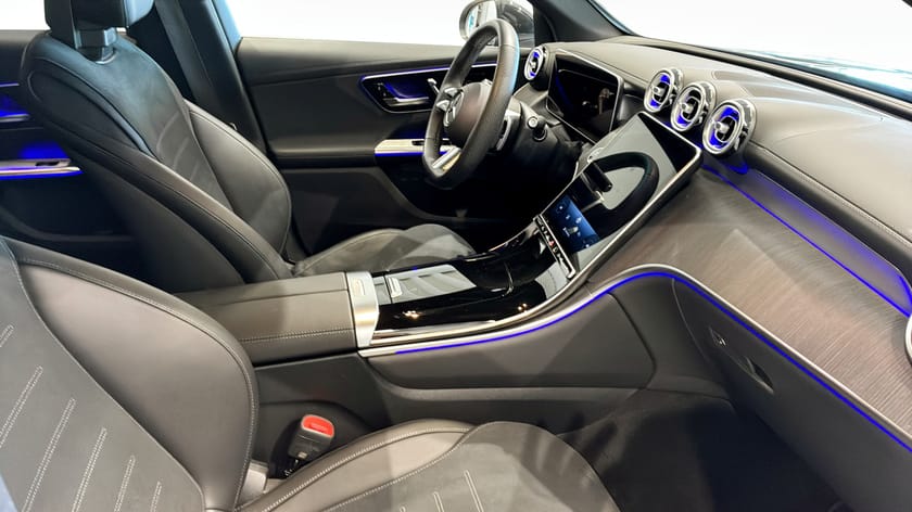 Bild 3 av Mercedes-Benz GLC 300 e 4MATIC AMG Line Dragkrok  Drag | Navigation | Backkamera | Avdragbar moms