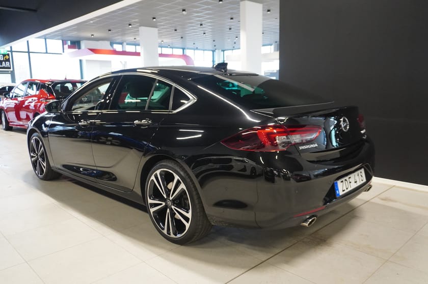 Bild 5 av Opel Insignia Grand Sport 2.0 Turbo 4x4 260hk Aut Bose HUD 360 Värmare