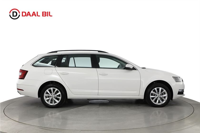 Bild 5 av Škoda Octavia Kombi 2.0 TDI 4x4 150HK AMBITION KOMFORT VÄRMARE DRAG
