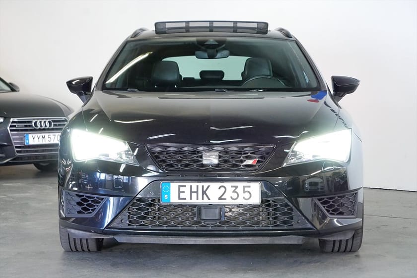 Bild 2 av SEAT León Cupra ST 2.0 TSI DSG 290hk | 1525 kr/mån | Pano |Navi