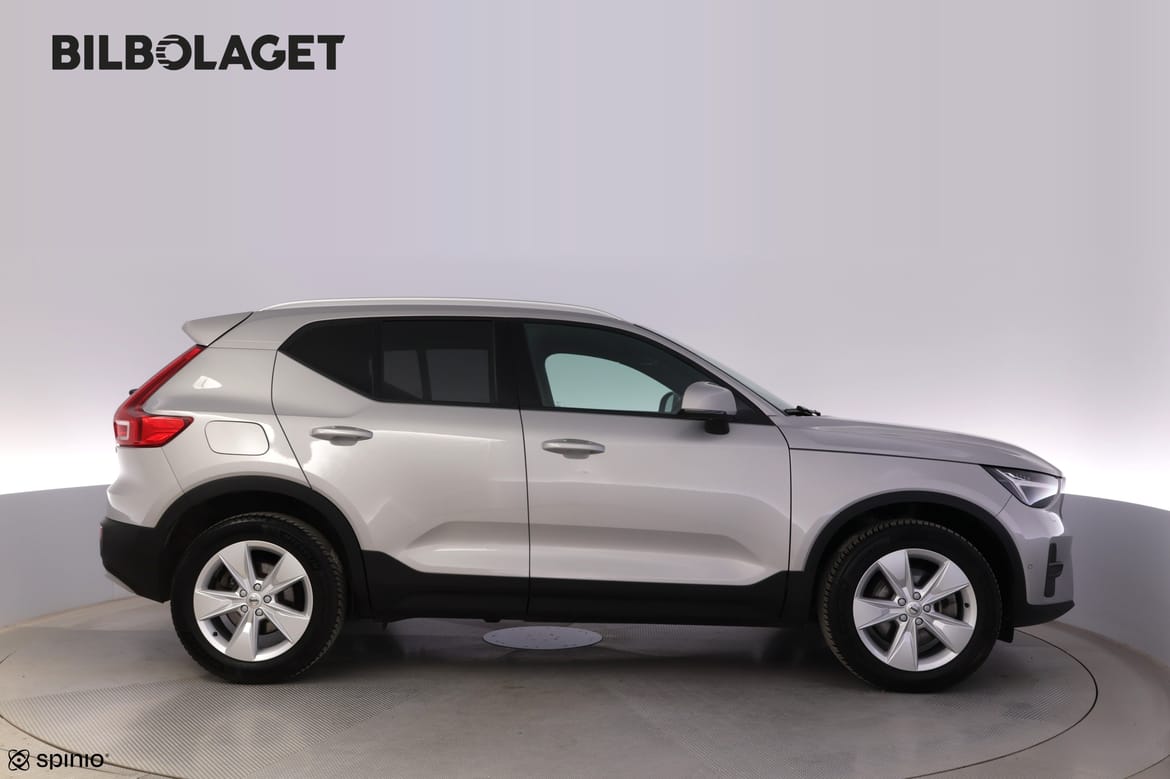 Volvo XC40 2024 - miniatyr 2