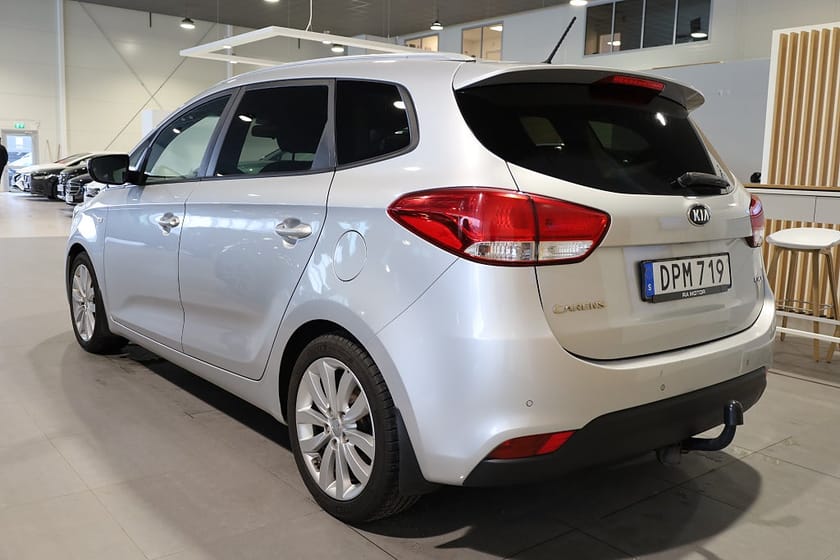 Bild 3 av Kia Carens 1.7 CRDi AUT GLS Drag M-Värme 7-Sits Blåtand Rattvärme