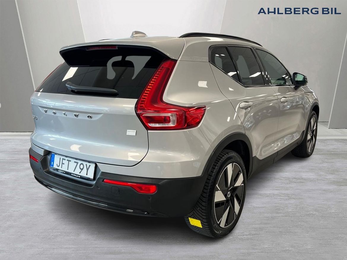 Volvo XC40 2024 - miniatyr 3