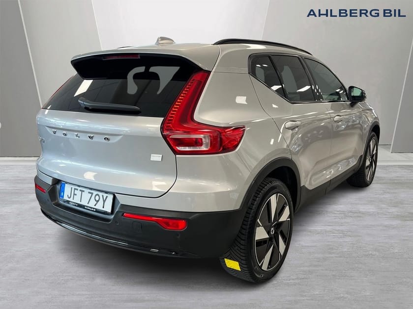 Bild 3 av Volvo XC40 Recharge Single Motor Extended Range Core SE 🟢Dragkrok Halvautomatisk, Parkeringskamera Bak, Apple Carplay, Google Maps