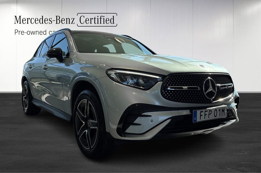 Bild 2 av Mercedes-Benz GLC 300 e 4MATIC SUV | AMG | Pano | Drag