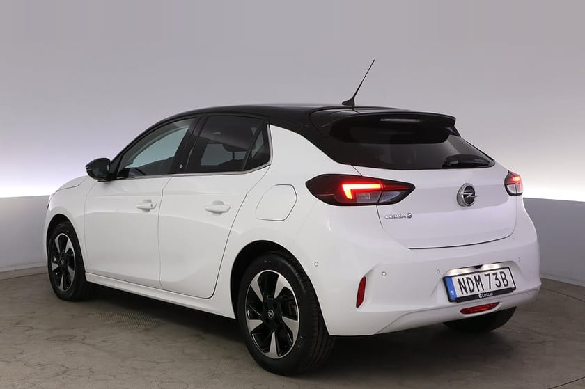 Bild 4 av Opel Corsa-e Elegance Kamera Nav BLIS Farthållare Rattvärme