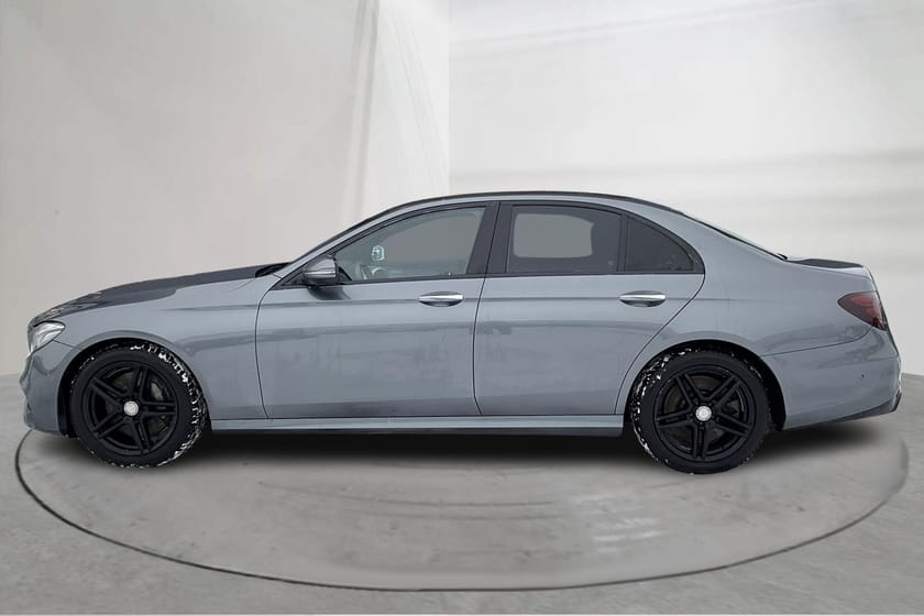 Bild 2 av Mercedes-Benz E 400 4MATIC Sedan W213 (333hk) AMG Line