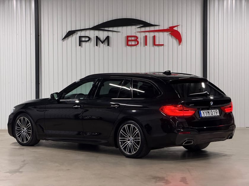 Bild 4 av BMW 520d xDrive Touring M-Sport Steptronic Drag Navigator Hifi