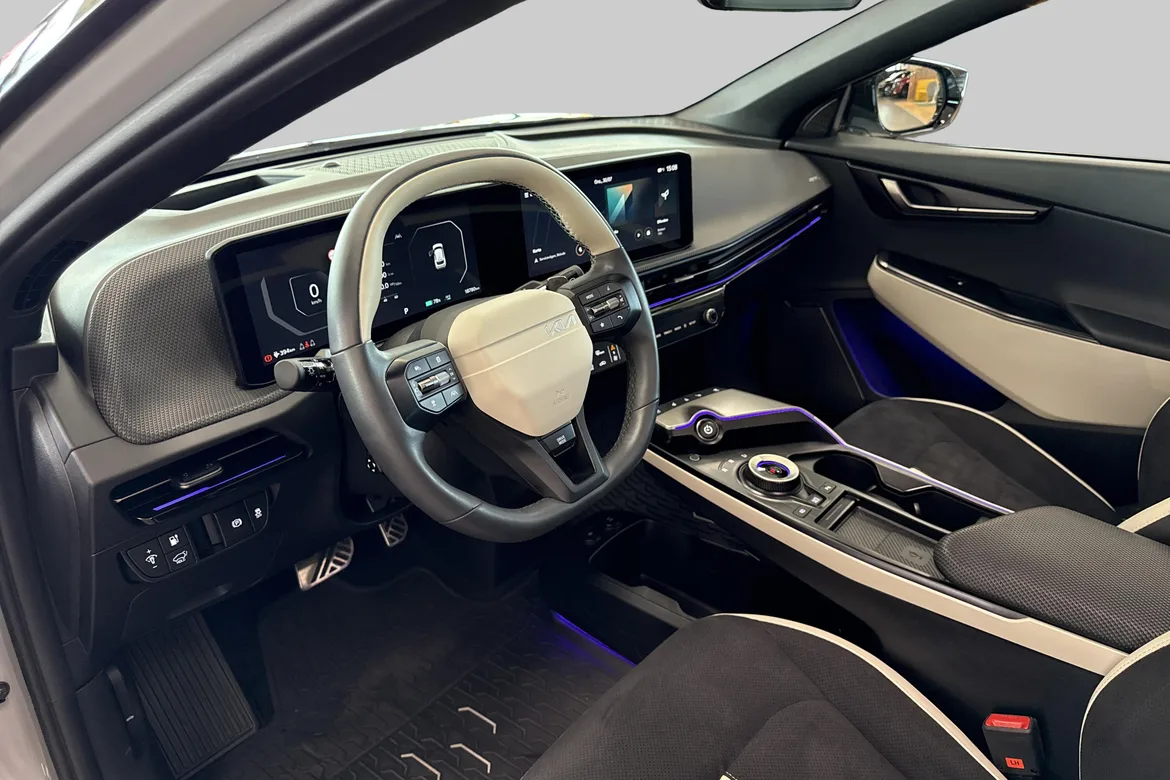 picture of a car