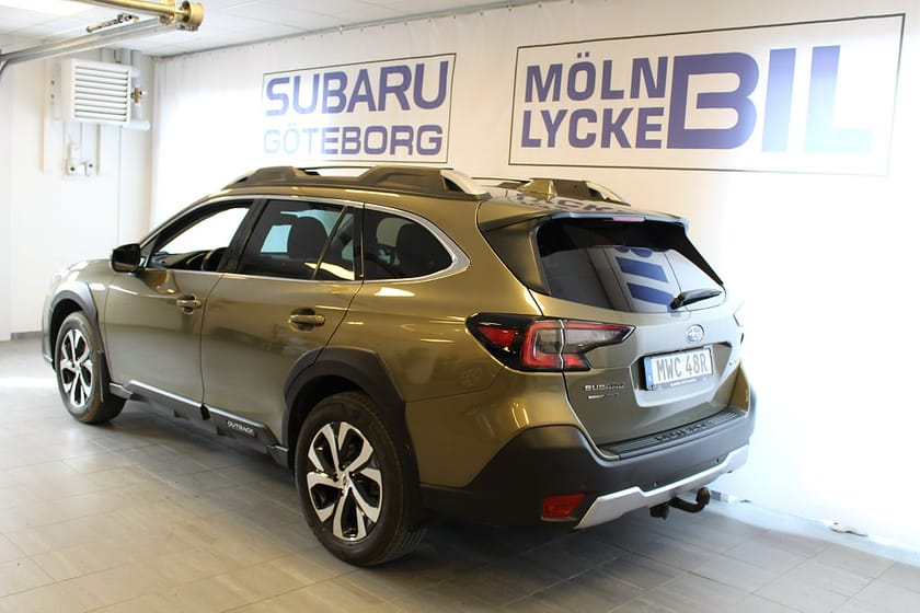 Bild 2 av Subaru Outback 2.5i Aut Touring (169hk) *LED-Ramp, Värmare*