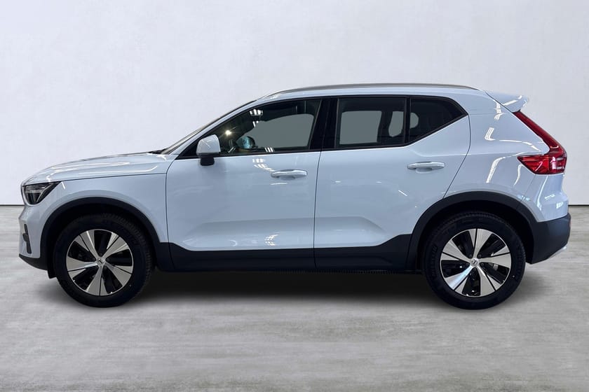 Bild 2 av Volvo XC40 B4 FWD Bensin Core