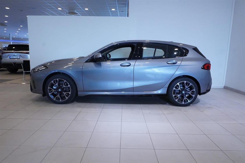 Bild 3 av BMW 120 M Sport Design Sportstolar Rattvärme