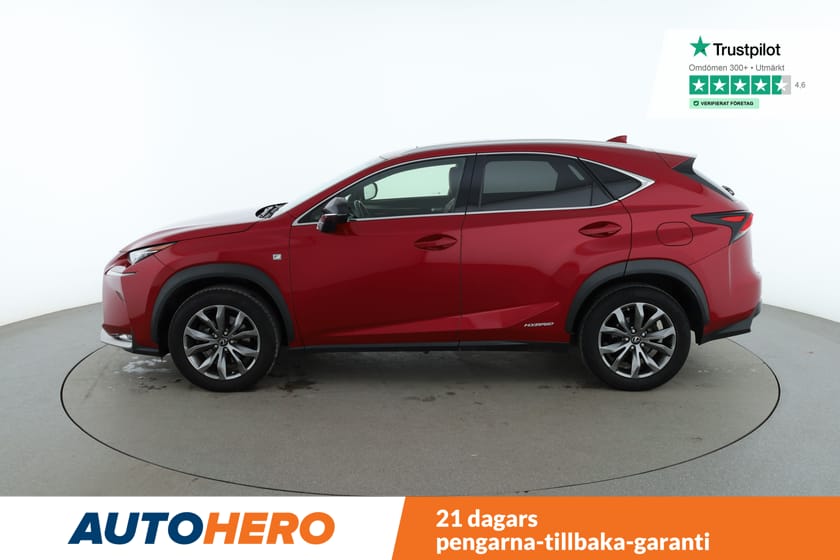 Bild 2 av Lexus NX 300h AWD F Sport / Taklucka, 360, Dragkrok