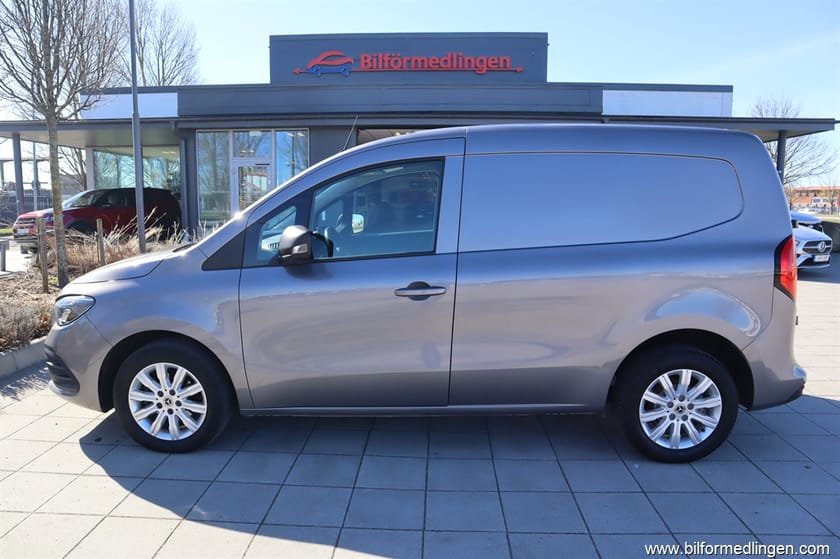 Bild 1 av Mercedes-Benz Citan 110 CDI FWD Lång 95hk Svensksåld Drag
