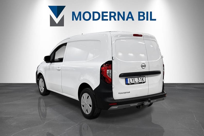 Bild 3 av Nissan Townstar 2.0t 1.3 130hk DIG-T Moms Skinn B-kam Dragkrok Euro 6